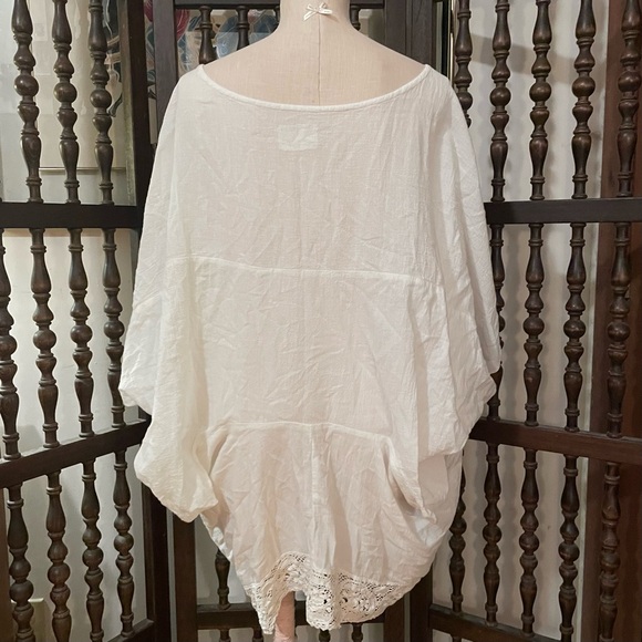 GARY GRAHAM White Cotton Lace Handkerchief Batwing Oversized Boho Fairy Top - Picture 3 of 10